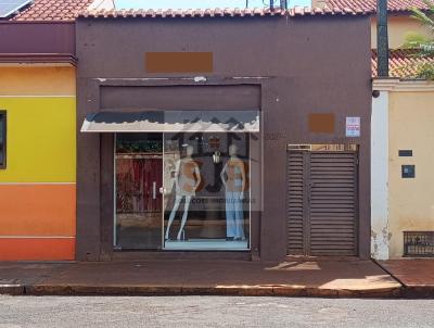 Casa para Venda, em So Joaquim da Barra, bairro CENTRO, 3 dormitrios, 2 banheiros